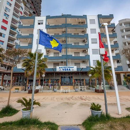 Hotel Vera Kryemëdhej Екстериор снимка